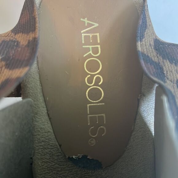 AEROSOLES Brown Sandals with Strappy Design - Picture 3 of 6